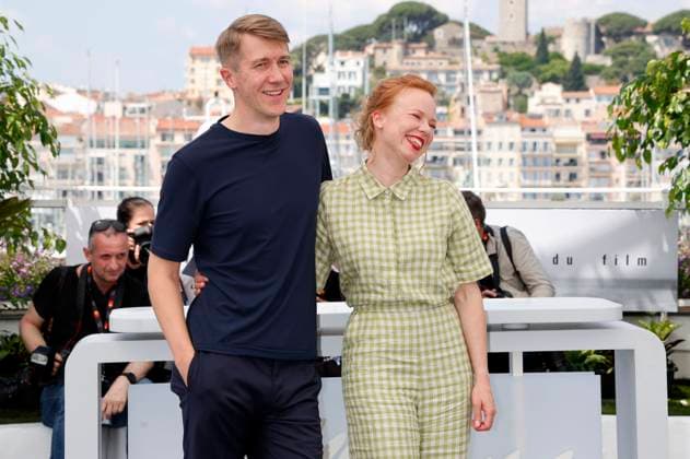 Jussi Vatanen and Alma Pöysti at the photocall for the feature film Kuolleet lehdet Fallen Leaves at the Festival de Cannes 2023 76 Cannes International Film Festival at the Palais des Festivals Cannes, 23 05 2023 Foto:xD.xBedrosianx xFuturexImage