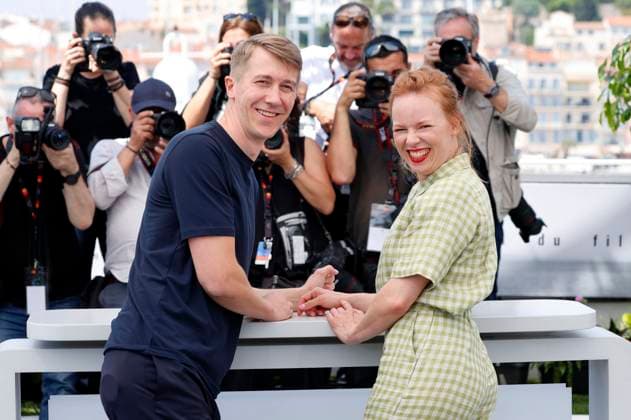 Jussi Vatanen and Alma Pöysti at the photocall for the feature film Kuolleet lehdet Fallen Leaves at the Festival de Cannes 2023 76 Cannes International Film Festival at the Palais des Festivals Cannes, 23 05 2023 Foto:xD.xBedrosianx xFuturexImage