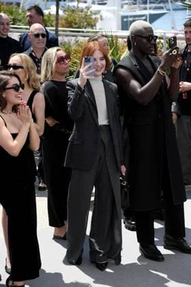 76th Cannes Film Festival 2023, Photocall film The Idol . Pictured: Hari Nef  Copyright: xAlbertoxTerenghi PoolxPhotoxEvenx xPoolxPhotoxEventsx01x IPA_IPA38154079