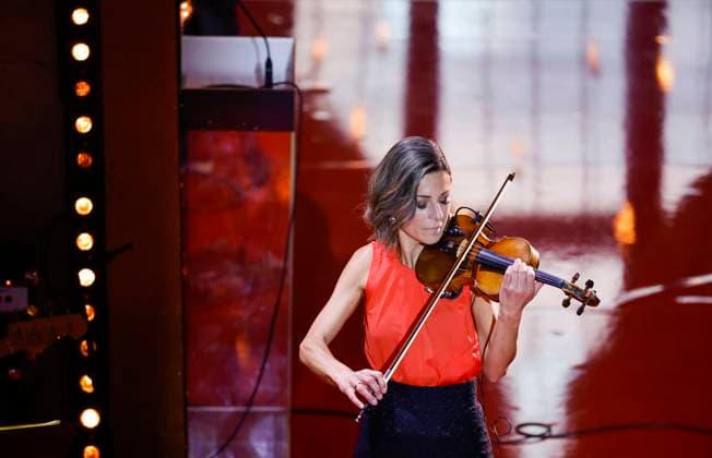 STOCKHOLM 20230523 Violinist Claudia Bonfiglioli performs at the 2023 Polar Prize award ceremony at the Grand Hotel in Stockholm on Tuesday Stockholm SWEDEN x10430x  Copyright: xChristinexOlsson TTx POLARPRISET 2023 TTABB0000000000189127