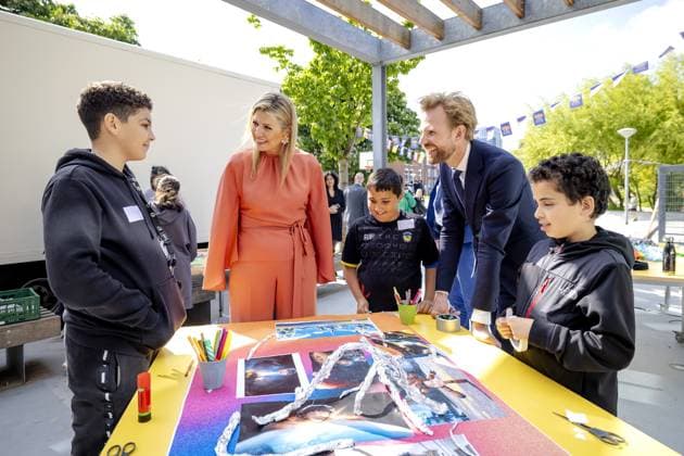 THE HAGUE - Queen Maxima and minister Dennis Wiersma are launching a music campaign. The campaign aims to draw more attention to art and culture in the classroom. ANP ROBIN VAN LONKHUIJSEN netherlands out - belgium out  Copyright: xx x469994176x originalFilename: 469994176.jpg