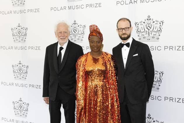 This year s Polar Music Prize laureates from left Chris Blackwell, Angélique Kidjo and Michael Pärt, son of laureate Arvo Pärt, during the Polar Music Prize Award Ceremony at Grand Hotel in Stockholm, May 24, 2023 Stockholm SWEDEN x10430x  Copyright: xChristinexOlsson TTx POLAR MUSIC PRIZE 2023 SCANPIXB057274