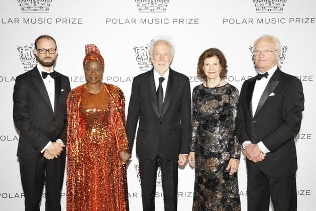 STOCKHOLM 20230523 Michael Pärt, son of the laureate Arvo Pärt, laureate Angélique Kidjo, laureate Chris Blackwell, Queen Silvia and King Carl Gustaf pose for a group photo during the presentation of the 2023 Polar Prize at the Grand Hotel in Stockholm on Tuesday Stockholm SWEDEN x10430x  Copyright: xChristinexOlsson TTx POLARPRISET 2023 TTABB0000000000189165