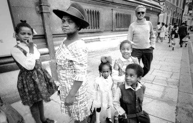 RECORD DATE NOT STATED Black people familywalking in london, uk, 70 s Black people familywalking in london, uk, 70 s Copyright: 972_ML_05_W589310
