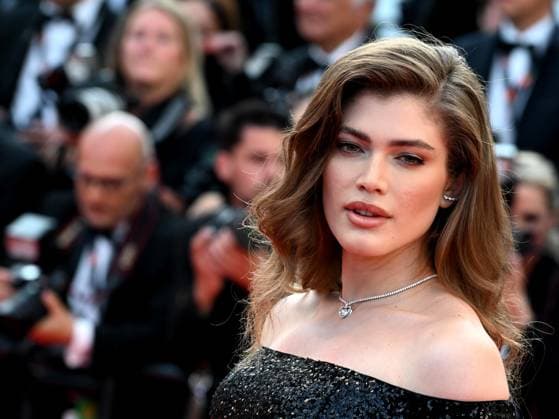 76th Cannes Film Festival 2023, evening 8 - Red Carpet film Asteroid City . In the photo Valentina Sampaio  Copyright: xSimonexComix xipa-agency.netx xPoolxPhotoxEventsx01x IPA_IPA38161751