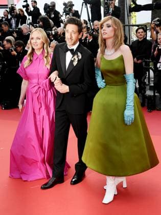 76th Cannes Film Festival 2023, evening 8 - Red Carpet film Asteroid City . In the photo Hope Davis, Adrien Brody and Maya Hawke  Copyright: xAlbertoxterenghix xipa-agency.nex xPoolxPhotoxEventsx01x IPA_IPA38162459
