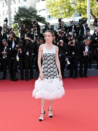 76th Cannes Film Festival 2023, evening 8 - Red Carpet film Asteroid City . In the photo Brie Larson  Copyright: xAlbertoxterenghix xipa-agency.nex xPoolxPhotoxEventsx01x IPA_IPA38163236