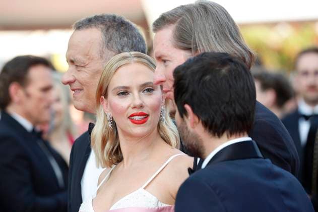 Tom Hanks, Scarlett Johansson, Wes Anderson and Jason Schwartzman at the premiere of the feature film Asteroid City at the Festival de Cannes 2023 76 Cannes International Film Festival at the Palais des Festivals Cannes, 23 05 2023. Foto:xD.xBedrosianx xFuturexImage