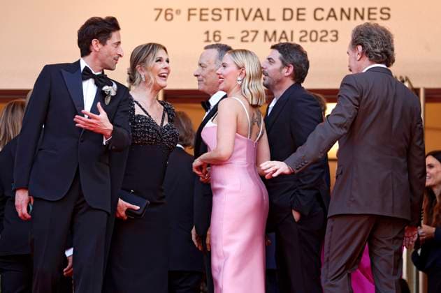 Adrien Brody, Rita Wislon, Tom Hanks, Scarlett Johansson, Damien Bonnard and Bryan Cranston at the premiere of the feature film Asteroid City at the Festival de Cannes 2023 76 Cannes International Film Festival at the Palais des Festivals Cannes, 23 05 2023. Foto:xD.xBedrosianx xFuturexImage