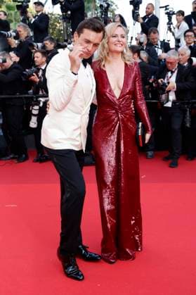Rupert Friend with wife Aimee Mullins at the premiere of the feature film Asteroid City at the Festival de Cannes 2023 76 Cannes International Film Festival at the Palais des Festivals Cannes, 23 05 2023. Foto:xD.xBedrosianx xFuturexImage