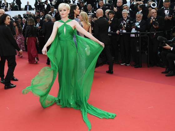 76th Cannes Film Festival 2023, evening 8 - Red Carpet film Asteroid City . In the photo Julia Garner  Copyright: xAlbertoxterenghix xipa-agency.nex xPoolxPhotoxEventsx01x IPA_IPA38164628