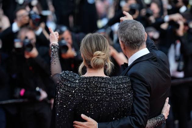 The Asteroid City Red Carpet Premiere at the 76th Edition of the Cannes Film Festival Actor Tom Hanks and wife Rita Wilson attend the movie screening and red carpet event for Asteroid City , directed by Wes Anderson, which is in competition, during the 76th edition of the Cannes Film Festival on May 23 2023, in Cannes, France Cannes Palace of Festivals and Congresses of Cannes Cannes France Copyright: xAlexandraxFechetex _ADR1851