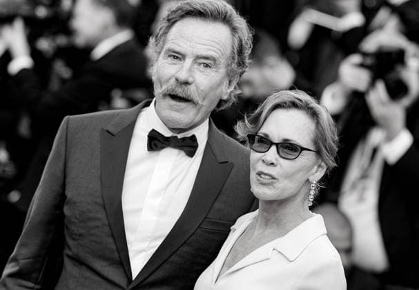 The Asteroid City Red Carpet Premiere at the 76th Edition of the Cannes Film Festival Actor Bryan Cranston and wife Robin Dearden attend the movie screening and red carpet event for Asteroid City , directed by Wes Anderson, which is in competition, during the 76th edition of the Cannes Film Festival on May 23 2023, in Cannes, France Cannes Palace of Festivals and Congresses of Cannes Cannes France Copyright: xAlexandraxFechetex _ADR1645