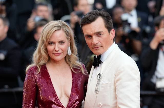 The Asteroid City Red Carpet Premiere at the 76th Edition of the Cannes Film Festival Actor Rupert Friend and wife Aimee Mullins attend the movie screening and red carpet event for Asteroid City , directed by Wes Anderson, which is in competition, during the 76th edition of the Cannes Film Festival on May 23 2023, in Cannes, France Cannes Palace of Festivals and Congresses of Cannes Cannes France Copyright: xAlexandraxFechetex _ADR1571
