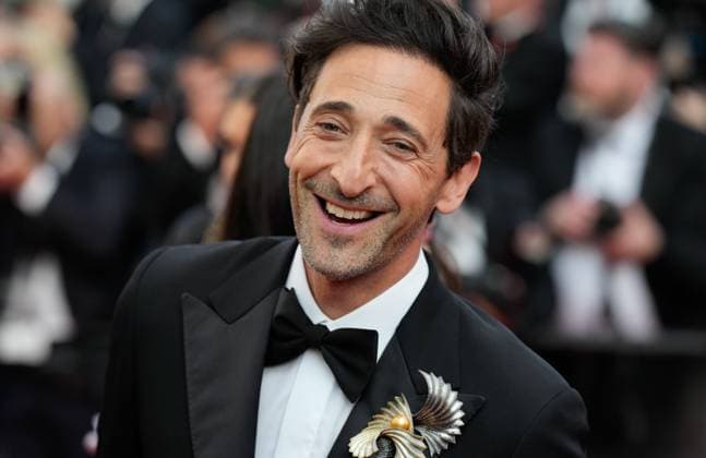 The Asteroid City Red Carpet Premiere at the 76th Edition of the Cannes Film Festival Actor Adrien Brody attends the movie screening and red carpet event for Asteroid City , directed by Wes Anderson, which is in competition, during the 76th edition of the Cannes Film Festival on May 23 2023, in Cannes, France Cannes Palace of Festivals and Congresses of Cannes Cannes France Copyright: xAlexandraxFechetex _ADR2492