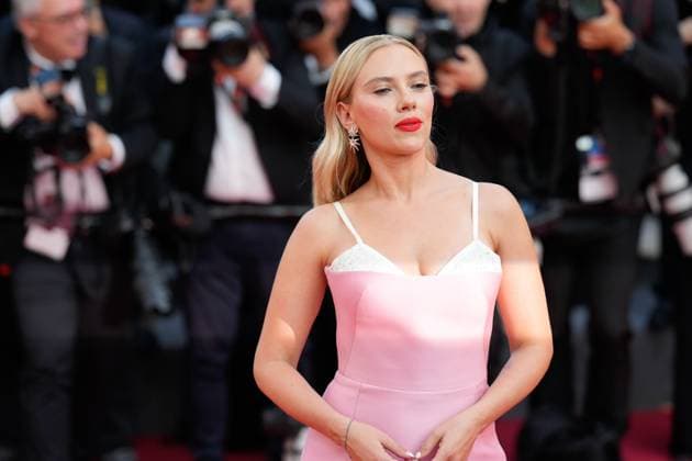 Cannes 2023: Firebrand Red Carpet Actress SCARLETT JOHANSSON attends the screening and red carpet event for the movie ASTEROID CITY , directed by WES ANDERSON, which is in competition, during the 76th annual Cannes film festival at Palais des Festivals on May 23, 2023 in Cannes, France. Cannes Palace of Festivals and Congresses of Cannes Cannes France Copyright: xAlexandraxFechetex _ADR2077_1