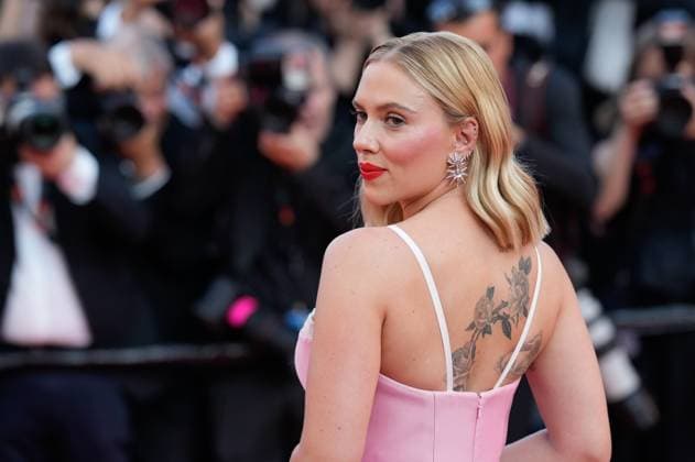 Cannes 2023: Firebrand Red Carpet Actress SCARLETT JOHANSSON attends the screening and red carpet event for the movie ASTEROID CITY , directed by WES ANDERSON, which is in competition, during the 76th annual Cannes film festival at Palais des Festivals on May 23, 2023 in Cannes, France. Cannes Palace of Festivals and Congresses of Cannes Cannes France Copyright: xAlexandraxFechetex _ADR2129