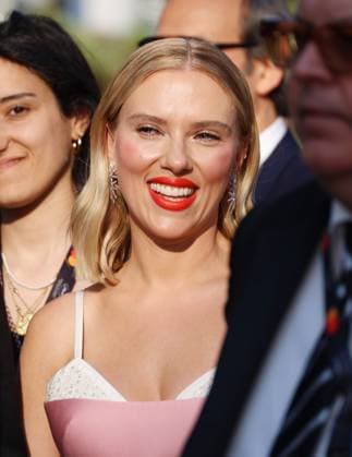 May 23, 2023, CANNES, FRANCE: Scarlett Johansson attends the Asteroid City red carpet during the 76th annual Cannes film festival at Palais des Festivals on May 23, 2023 in Cannes, France. CANNES FRANCE - ZUMAs181 20230523_zea_s181_024 Copyright: xDGPx
