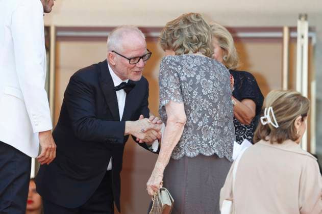 Thierry Fremaux and Charlotte Knobloch at the premiere of the feature film Asteroid City at the Festival de Cannes 2023 76 Cannes International Film Festival at the Palais des Festivals Cannes, 23 05 2023. Foto:xD.xBedrosianx xFuturexImage