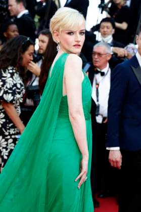Julia Garner at the premiere of the feature film Asteroid City at the Festival de Cannes 2023 76 Cannes International Film Festival at the Palais des Festivals Cannes, 23 05 2023. Foto:xD.xBedrosianx xFuturexImage