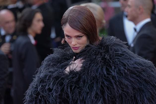 Coco Rocha CELEBRITES : 76 eme festival de Cannes - Red Carpet du film Â« Asteroid City Â» - Cannes - 23 05 2023 NorbertScanella Panoramic 