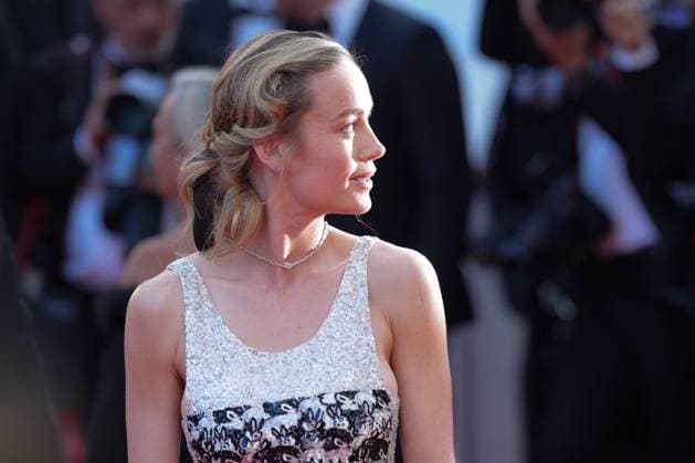 Brie Larson CELEBRITES : 76 eme festival de Cannes - Red Carpet du film Â« Asteroid City Â» - Cannes - 23 05 2023 NorbertScanella Panoramic 