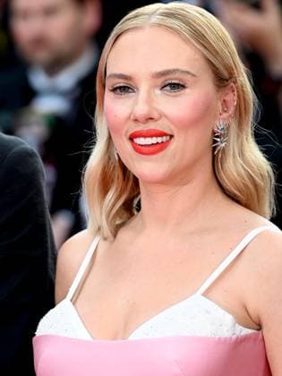 76th Cannes Film Festival 2023, evening 8 - Red Carpet film Asteroid City . In the photo Scarlett Johansson  Copyright: xManuelexMangiarottix xipa-agencyx xPoolxPhotoxEventsx01x IPA_IPA38170113
