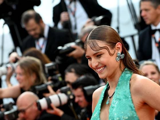 76th Cannes Film Festival 2023, evening 8 - Red Carpet film Asteroid City . In the photo Fernanda Liz  Copyright: xManuelexMangiarottix xipa-agencyx xPoolxPhotoxEventsx01x IPA_IPA38170461