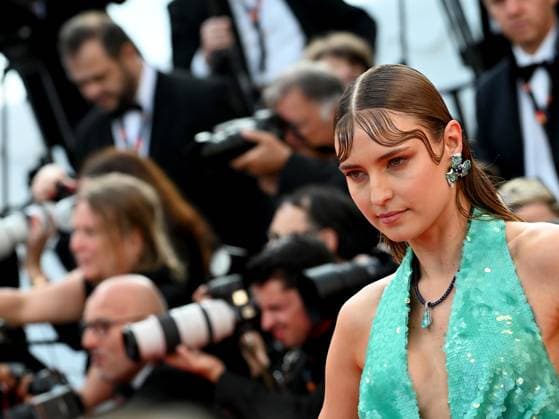 76th Cannes Film Festival 2023, evening 8 - Red Carpet film Asteroid City . In the photo Fernanda Liz  Copyright: xManuelexMangiarottix xipa-agencyx xPoolxPhotoxEventsx01x IPA_IPA38170473