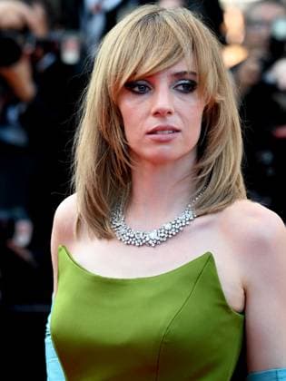 76th Cannes Film Festival 2023, evening 8 - Red Carpet film Asteroid City . In the photo Maya Hawke  Copyright: xManuelexMangiarottix xipa-agencyx xPoolxPhotoxEventsx01x IPA_IPA38170731