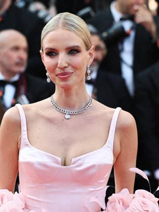 76th Cannes Film Festival 2023, evening 8 - Red Carpet film Asteroid City . In the photo Leonie Hanne  Copyright: xManuelexMangiarottix xipa-agencyx xPoolxPhotoxEventsx01x IPA_IPA38170918