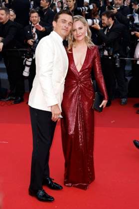 Rupert Friend with wife Aimee Mullins at the premiere of the feature film Asteroid City at the Festival de Cannes 2023 76 Cannes International Film Festival at the Palais des Festivals Cannes, 23 05 2023. Foto:xS.xGabschx xFuturexImage