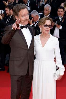 Bryan Cranston with wife Robin Dearden at the premiere of the feature film Asteroid City at the Festival de Cannes 2023 76 Cannes International Film Festival at the Palais des Festivals Cannes, 23 05 2023. Foto:xS.xGabschx xFuturexImage