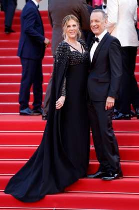 Tom Hanks with wife Rita Wilson at the premiere of the feature film Asteroid City at the Festival de Cannes 2023 76 Cannes International Film Festival at the Palais des Festivals Cannes, 23 05 2023. Foto:xS.xGabschx xFuturexImage