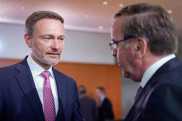 62 Cabinet meetings of the Federal Cabinet Federal Minister of Finance Christian Lindner FDP together with Minister of Defense Boris Pistorius SPD in conversation during the meeting of the Federal Cabinet in the Federal Chancellery in Berlin, 24 05 2023 Berlin Berlin Germany