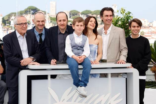 Marco Bellocchio, Paolo Pierobon, Fausto Russo Alesi, Enea Sala, Barbara Ronchi, Fabrizio Gifuni and Leonardo Maltese at the photocall for the feature film Rapito Kidnapped at the Festival de Cannes 2023 76 Cannes International Film Festival at the Palais des Festivals Cannes, 24 05 2023. Foto:xD.xBedrosianx xFuturexImage