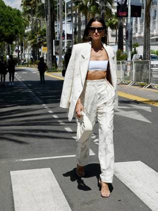 76th Cannes Film Festival 2023, day 9 - Izabel Goulart walking on the Croisette  Copyright: xManuelexMangiarottix xipa-agencyx xPoolxPhotoxEventsx01x IPA_IPA38182161