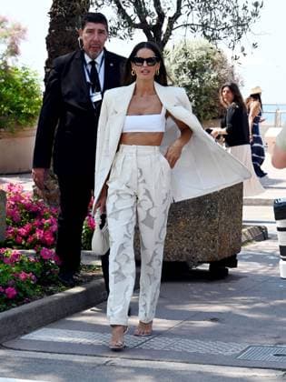 76th Cannes Film Festival 2023, day 9 - Izabel Goulart walking on the Croisette  Copyright: xManuelexMangiarottix xipa-agencyx xPoolxPhotoxEventsx01x IPA_IPA38182168