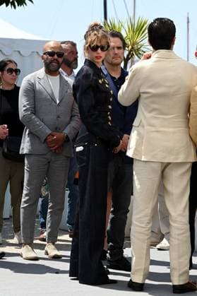 76th Cannes Film Festival 2023, Photocall Film Asteroid City. Pictured Maya Hawke  Copyright: xSimonexComix xipa-agency.netx xPoolxPhotoxEventsx01x IPA_IPA38182755