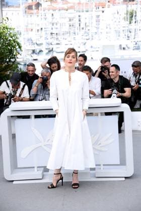 76th Cannes Film Festival 2023, Photocall film L Amour Et Les Forets (Just The Two Of Us) . Pictured: Valerie Donzelli  Copyright: xAlbertoxTerenghi PoolxPhotoxEvenx xPoolxPhotoxEventsx01x IPA_IPA38183358