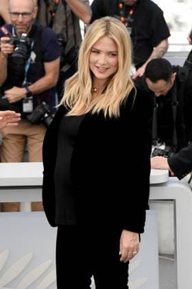 76th Cannes Film Festival 2023, Photocall film L Amour Et Les Forets (Just The Two Of Us) . Pictured: Virginie Efira  Copyright: xAlbertoxTerenghi PoolxPhotoxEvenx xPoolxPhotoxEventsx01x IPA_IPA38183377