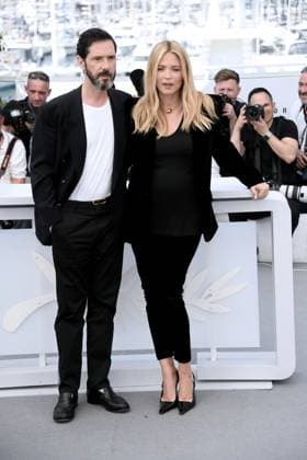 76th Cannes Film Festival 2023, Photocall film L Amour Et Les Forets (Just The Two Of Us) . Pictured: Melvil Poupaud, Virginie Efira  Copyright: xAlbertoxTerenghi PoolxPhotoxEvenx xPoolxPhotoxEventsx01x IPA_IPA38183404