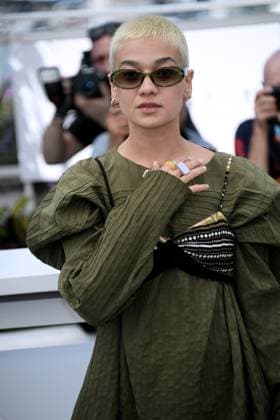 76th Cannes Film Festival 2023, Photocall film Ayeh Haye Zamini (Terrestrial Verses) . Pictured: Sadaf Asgari  Copyright: xAlbertoxTerenghi PoolxPhotoxEvenx xPoolxPhotoxEventsx01x IPA_IPA38183510
