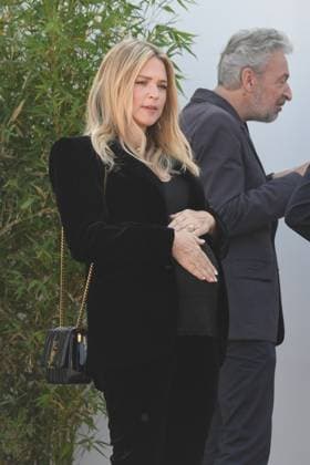 Virginie Efira - Just the Two of Us photocall, - The 76th Annual Cannes Film Festival CANNES, FRANCE CELEBRITES : 76e Festival de Cannes - Just the Two of Us photocall - 24 05 2023 LionelUrman Panoramic 