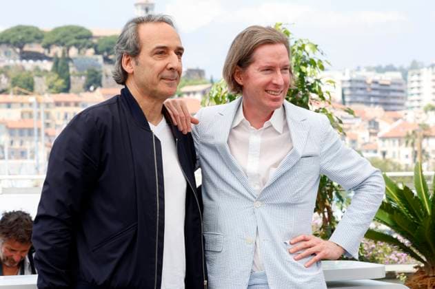 Alexandre Desplat and Wes Anderson at the photocall for the feature film Asteroid City at the Festival de Cannes 2023 76 Cannes International Film Festival at the Palais des Festivals Cannes, 24 05 2023. Foto:xD.xBedrosianx xFuturexImage