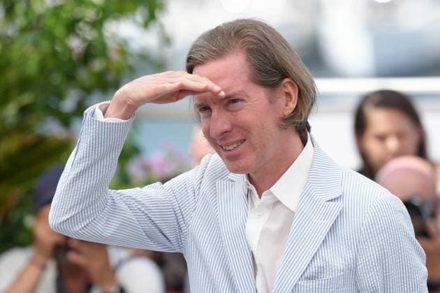 Wes Anderson CELEBRITES : 76 eme festival de Cannes - Photocall du film Â« Asteroid City Â» - Cannes - 24 05 2023 NorbertScanella Panoramic 