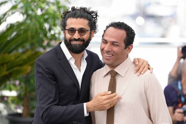 Alireza Khatami - Ali Asgari CELEBRITES : 76 eme festival de Cannes - Photocall du film Â« Ayeh Haye Zamini (Terrestrial Verses Â» - Cannes - 24 05 2023 NorbertScanella Panoramic 