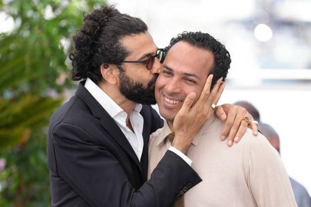 Alireza Khatami - Ali Asgari CELEBRITES : 76 eme festival de Cannes - Photocall du film Â« Ayeh Haye Zamini (Terrestrial Verses Â» - Cannes - 24 05 2023 NorbertScanella Panoramic 