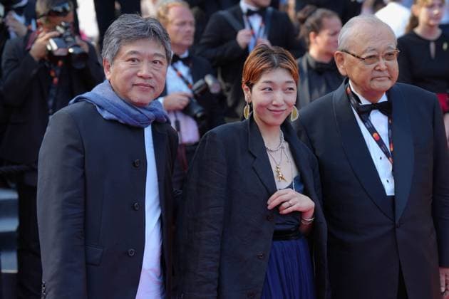 Hirokazu Koreeda - Sakura AndÅ - Tatsumi Yoda CELEBRITES : 76 eme festival de Cannes - Red Carpet du film Â« La Passion de Dodin Bouffant (The Pot-au-Feu Â» - Cannes - 24 05 2023 NorbertScanella Panoramic 