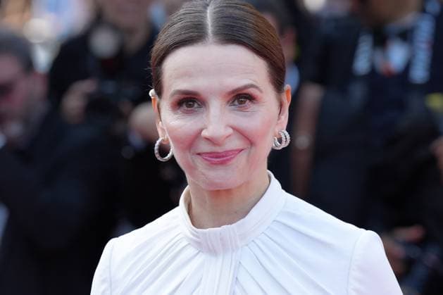 Juliette Binoche CELEBRITES : 76 eme festival de Cannes - Red Carpet du film Â« La Passion de Dodin Bouffant (The Pot-au-Feu Â» - Cannes - 24 05 2023 NorbertScanella Panoramic 